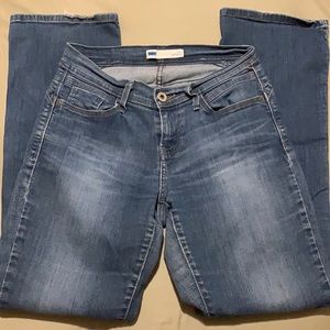 Levi’s low rise bootcut jeans